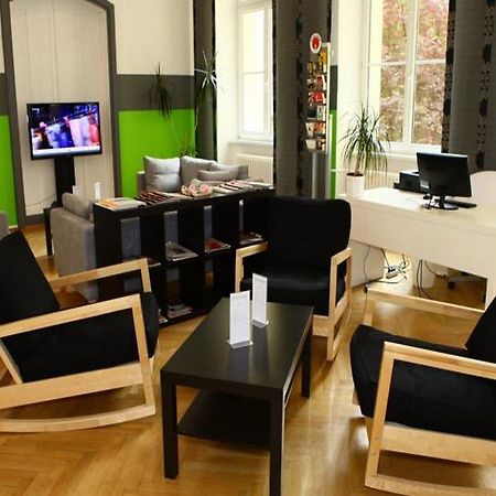 Hostel & Guesthouse Kaiser 23 Відень Екстер'єр фото